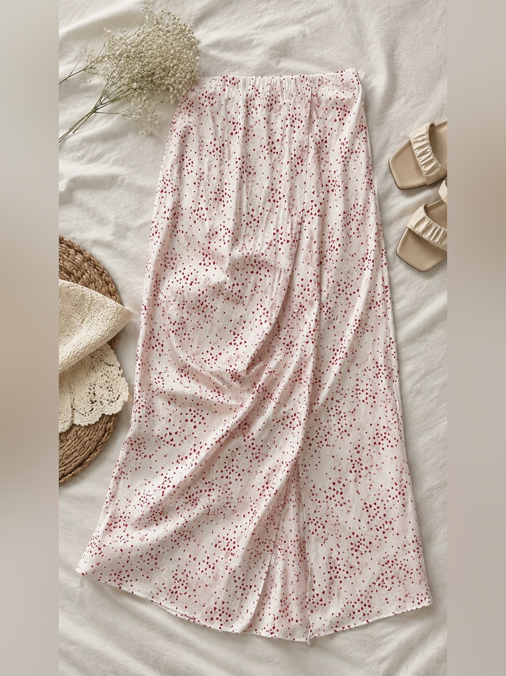 NWT Francesca’s Pink Heart Print Satin Midi Skirt | XS | Valentine’s Day